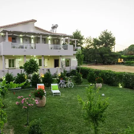 Lägenhet Tesys And Apartments, By Zantewize