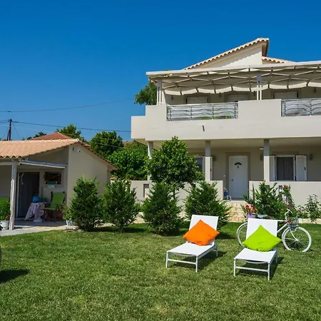 Lägenhet Tesys And Apartments, By Zantewize