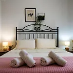Tesys And Apartments, By Zantewize Laganas