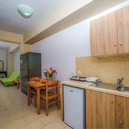 Tesys And Apartments, By Zantewize * Laganas