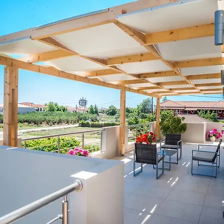 Appartement Tesys And Apartments, By Zantewize Laganas